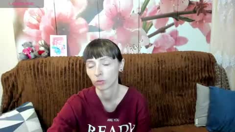 jessicaforris online show from June 17, 7:10 am
