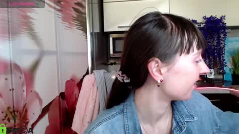 jessicaforris online show from March 10, 8:18 am