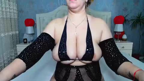 Snapshot of jessicalove20 chatting on March 8, 5:14 am single mommy online show from March 8, 5:14 am