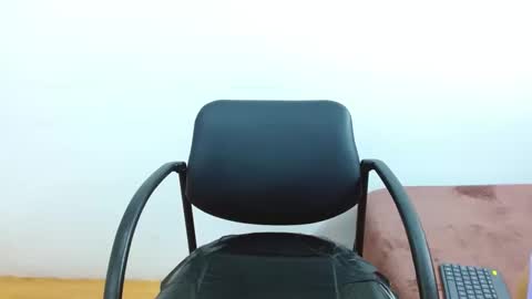 jessicarabbit4 online show from February 22, 9:10 pm