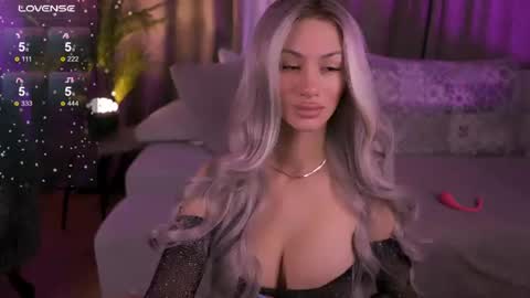 Jess online show from July 18, 4:49 am