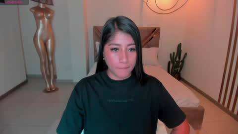Snapshot of jessicawilliams1 chatting on January 6, 10:02 am JESS online show from January 6, 10:02 am