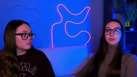 Jessie online show from April 29, 1:25 pm