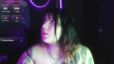Snapshot of jessie_wild chatting on October 2, 6:29 am jessie_wild online show from October 2, 6:29 am
