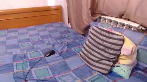 jessiestar3 online show from June 5, 4:02 pm