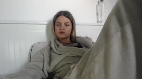 jessieryan online show from October 30, 5:10 am