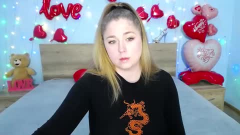 Snapshot of jessikadaniels chatting on February 27, 8:06 am Jess online show from February 27, 8:06 am