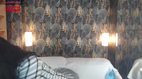 Snapshot of jessthewicked chatting on December 2, 6:41 pm JessTheWicked online show from December 2, 6:41 pm