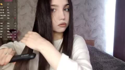 I am Gina ntmu Lets hit 10 Thumbs Up together online show from April 29, 7:55 am
