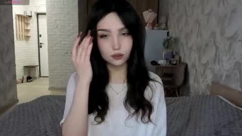 I am Gina ntmu Lets hit 10 Thumbs Up together online show from June 19, 9:24 am
