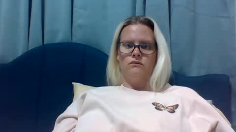 jeuelz1 online show from February 27, 4:10 pm