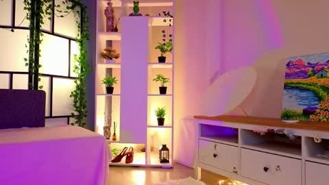 Gwen online show from March 17, 9:41 pm