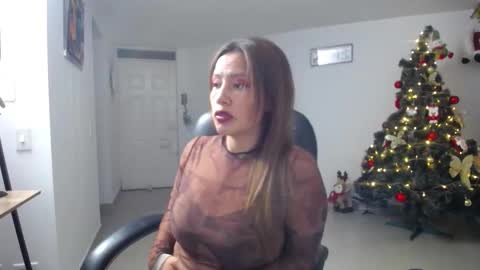 Camila online show from November 18, 2:56 am