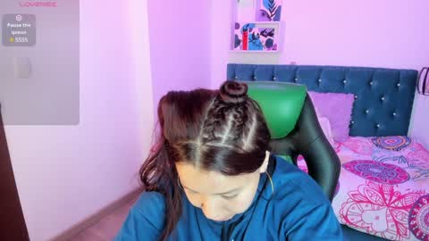 Snapshot of jhiinny_brownn chatting on January 10, 3:07 am Jhiinny online show from January 10, 3:07 am
