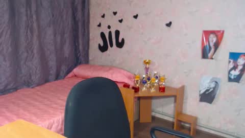 Jill online show from October 25, 4:42 am