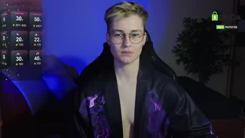 J online show from November 26, 7:48 pm