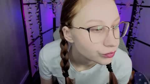 Joan online show from December 3, 12:29 pm