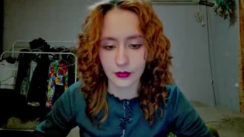 Joannatompson online show from March 11, 8:33 pm