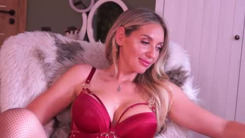 Joanne online show from June 6, 3:29 pm