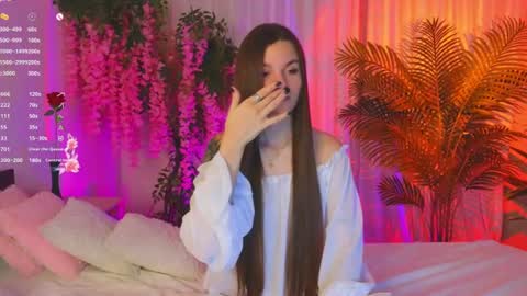 Eva online show from July 2, 7:09 pm