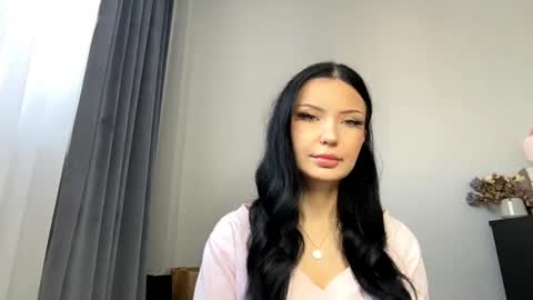 Joan online show from February 15, 1:10 pm