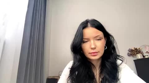 Joan online show from February 11, 8:05 am