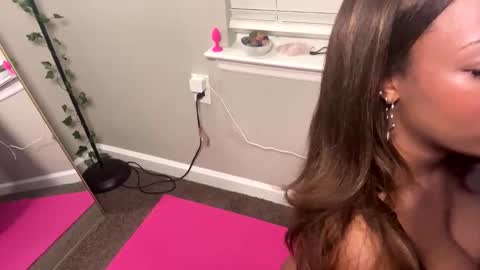 JoJo 3   online show from March 9, 5:00 am