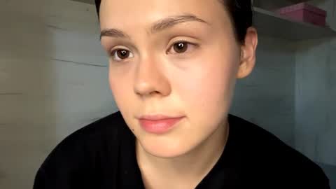 Mila online show from July 10, 1:22 pm