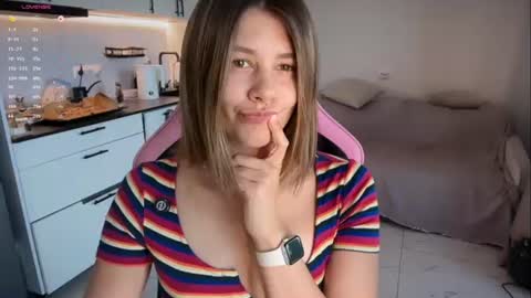  nude photos videos  online show from August 8, 10:01 am