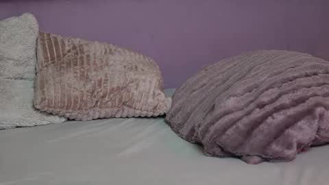  Joelle  online show from February 28, 11:15 pm