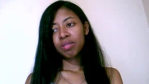 joliekah27 online show from July 29, 9:04 pm