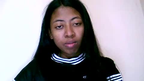 joliekah27 online show from July 26, 9:06 am