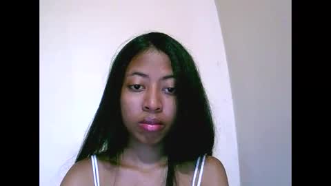 joliekah27 online show from June 6, 7:20 pm