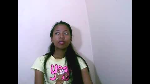 joliekah27 online show from November 12, 7:12 pm