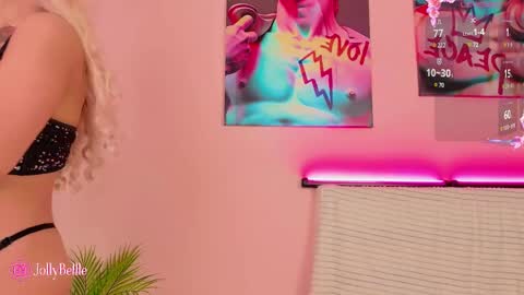 Belle online show from December 13, 1:04 am