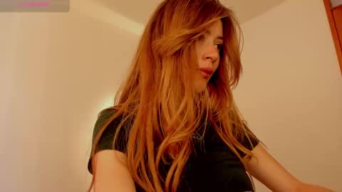 Snapshot of jordaniaa_ chatting on February 18, 5:33 pm Megan OF Jordaniaas online show from February 18, 5:33 pm