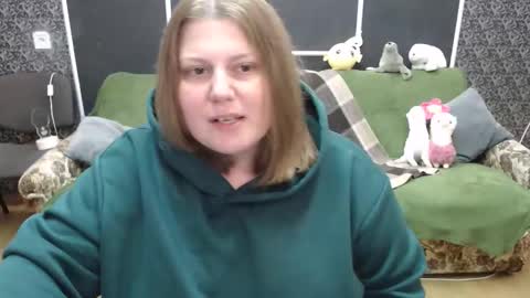 josiesun771 online show from October 19, 11:45 am