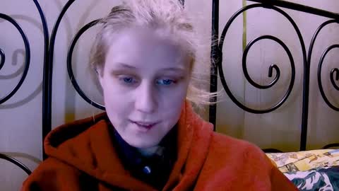 joy_keys online show from January 20, 2:25 pm