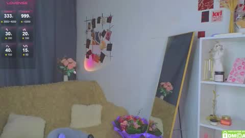 Snapshot of joyce_jones chatting on October 16, 9:39 pm joyce_jones online show from October 16, 9:39 pm