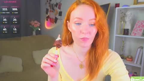 Snapshot of joyce_jones chatting on October 9, 8:02 pm joyce_jones online show from October 9, 8:02 pm