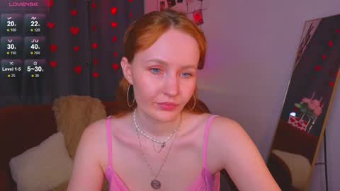 Snapshot of joyce_jones chatting on February 13, 7:21 pm joyce_jones online show from February 13, 7:21 pm