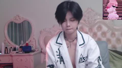 joycekay online show from August 6, 8:05 pm