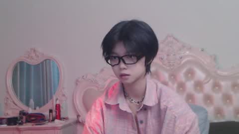 joycekay online show from June 24, 4:44 am
