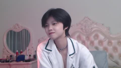 joycekay online show from June 15, 8:09 pm