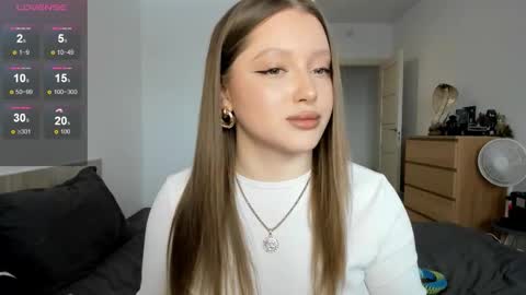 Julia and Julia online show from February 20, 1:12 pm