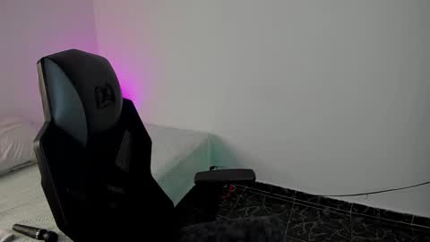 Juana Gate online show from January 15, 1:00 am