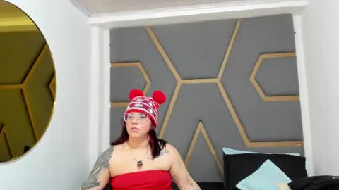 Juana Valkiria online show from June 22, 3:22 am