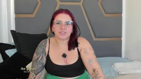 Juana Valkiria online show from June 19, 9:24 am