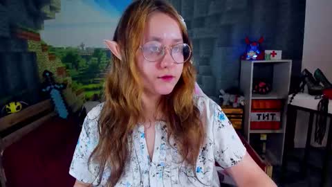 JudithSilvia online show from March 6, 9:48 am