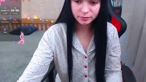 juicy_jesss online show from December 18, 9:30 pm